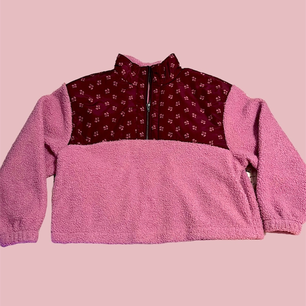 Women’s Cropped quarter zip - SIZE XL!